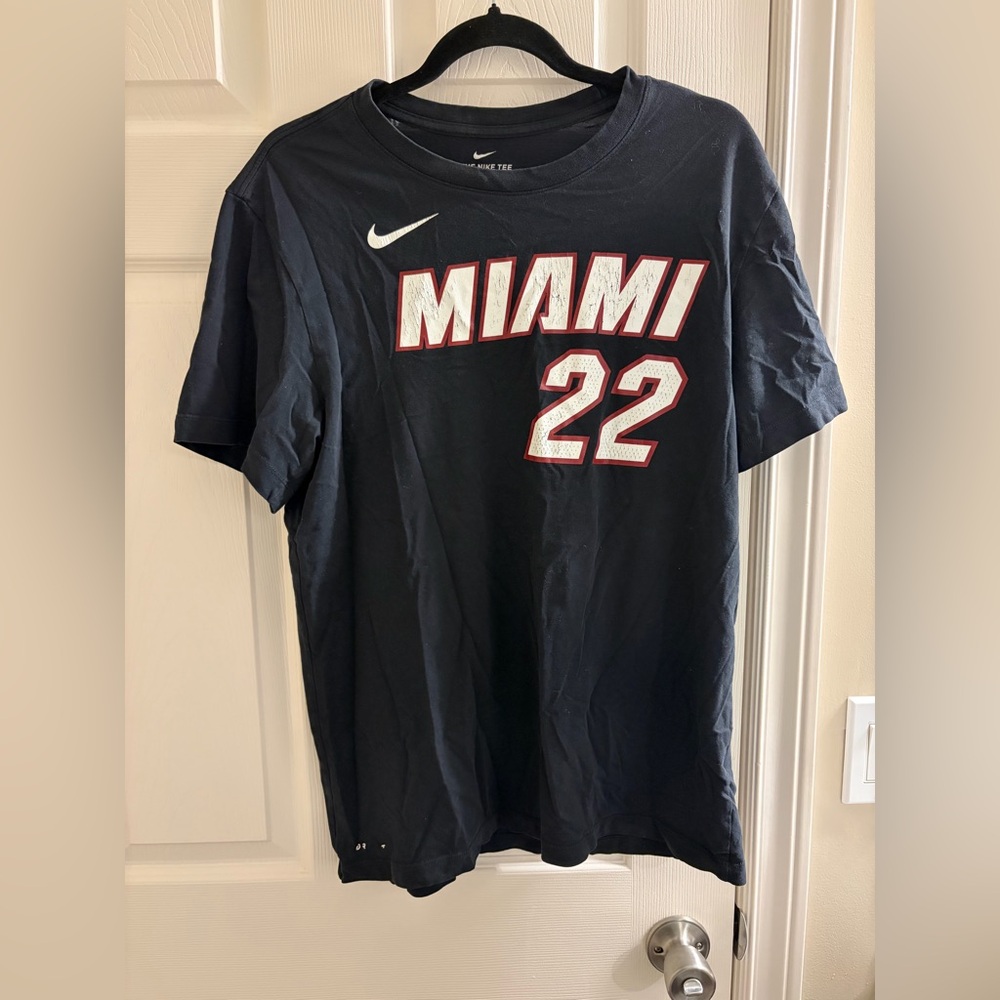 Medium Fitting Mens Miami Butler Nike Tee